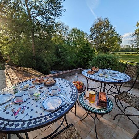 Le Moulin Grenon Bed & Breakfast Mézilles Exterior photo